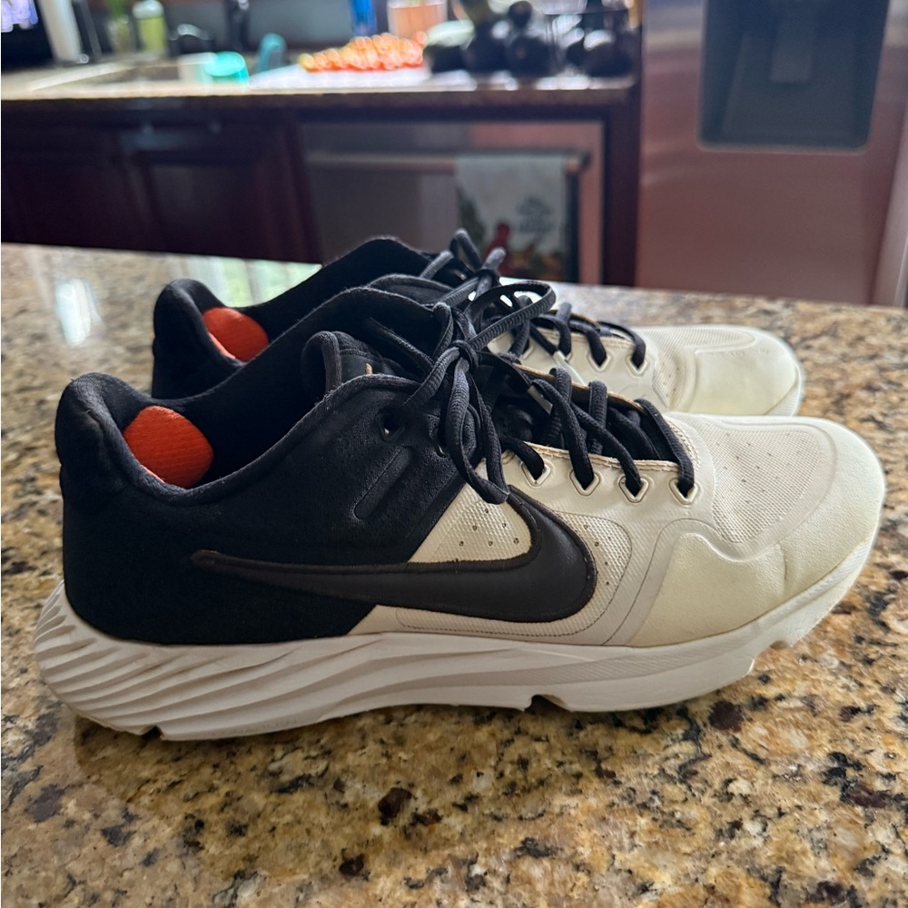 Nike Alpha Huarache Elite 2 Turf Shoes